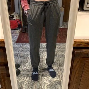 💕2/$20💕Adidas Sweatpants